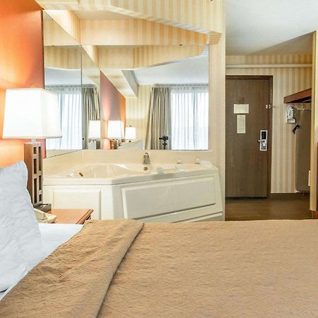 Quality Inn Gaylord Esterno foto