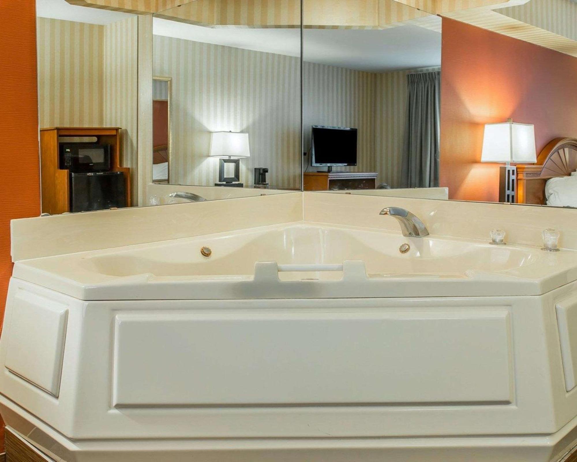 Quality Inn Gaylord Esterno foto