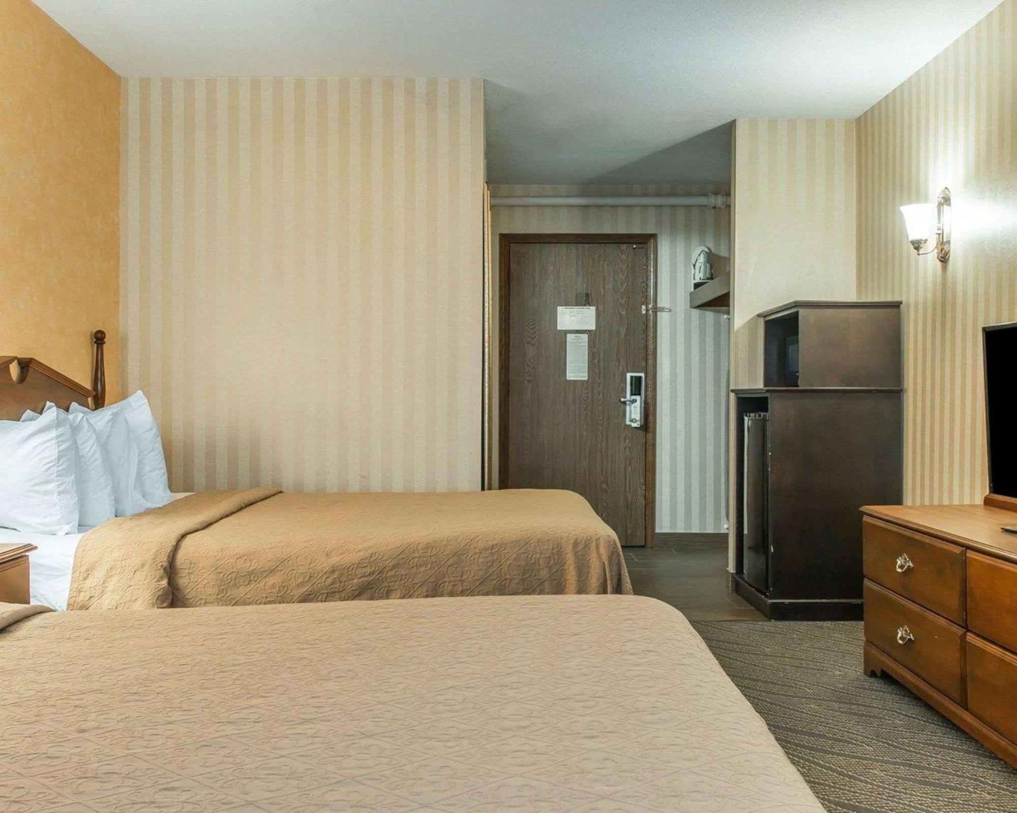 Quality Inn Gaylord Esterno foto