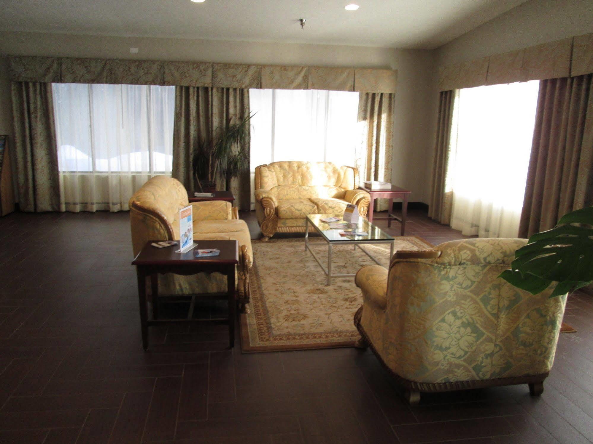 Quality Inn Gaylord Esterno foto
